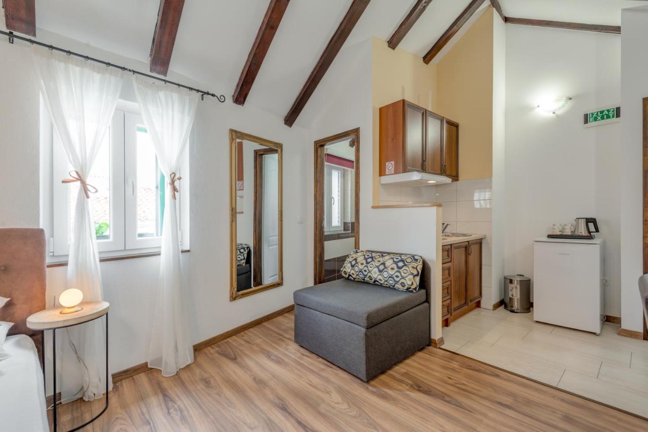 Guesthouse Imperator سبليت المظهر الخارجي الصورة