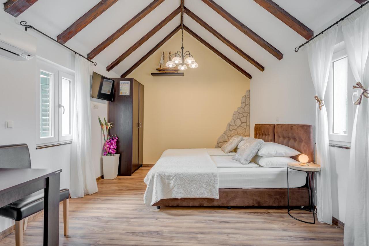 Guesthouse Imperator سبليت المظهر الخارجي الصورة
