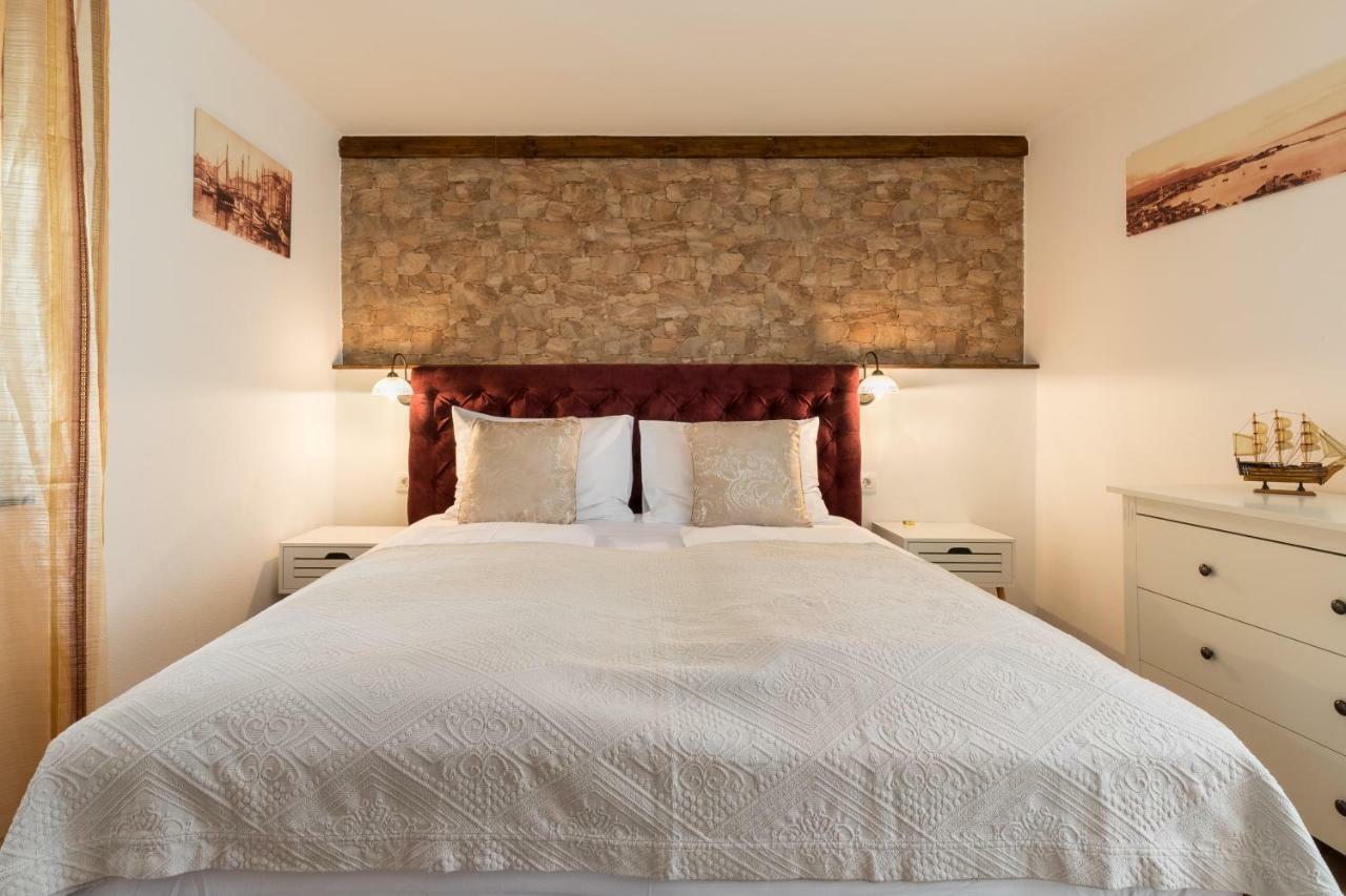 Guesthouse Imperator سبليت المظهر الخارجي الصورة