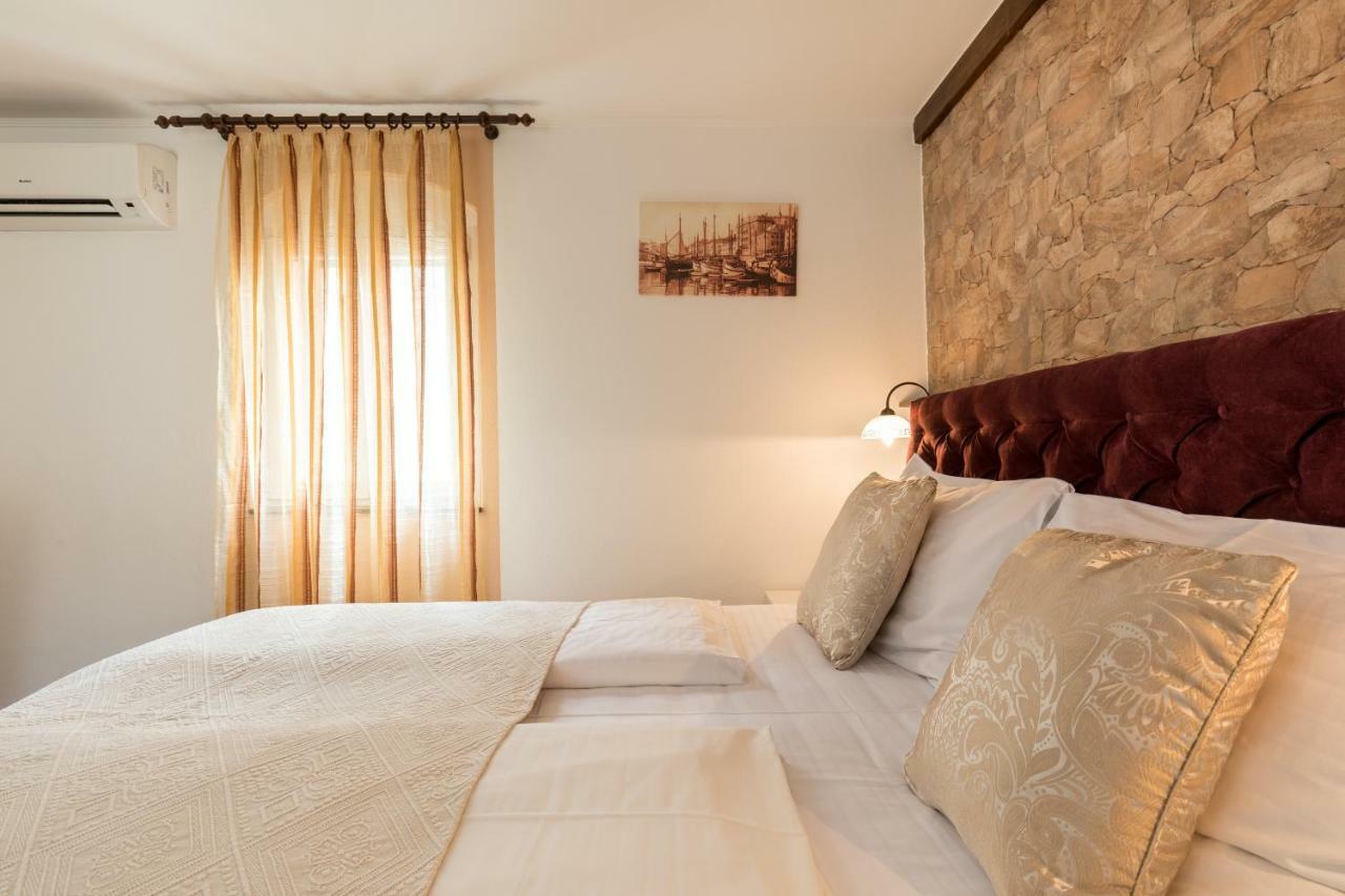 Guesthouse Imperator سبليت المظهر الخارجي الصورة