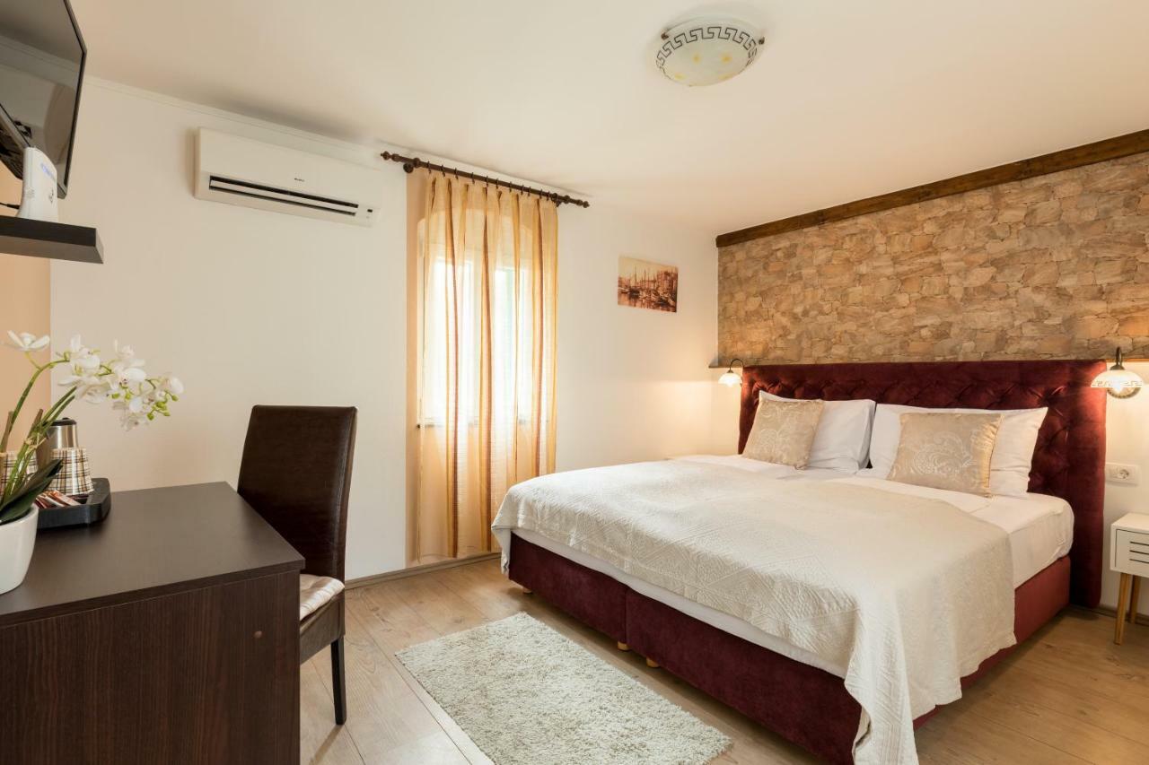 Guesthouse Imperator سبليت المظهر الخارجي الصورة